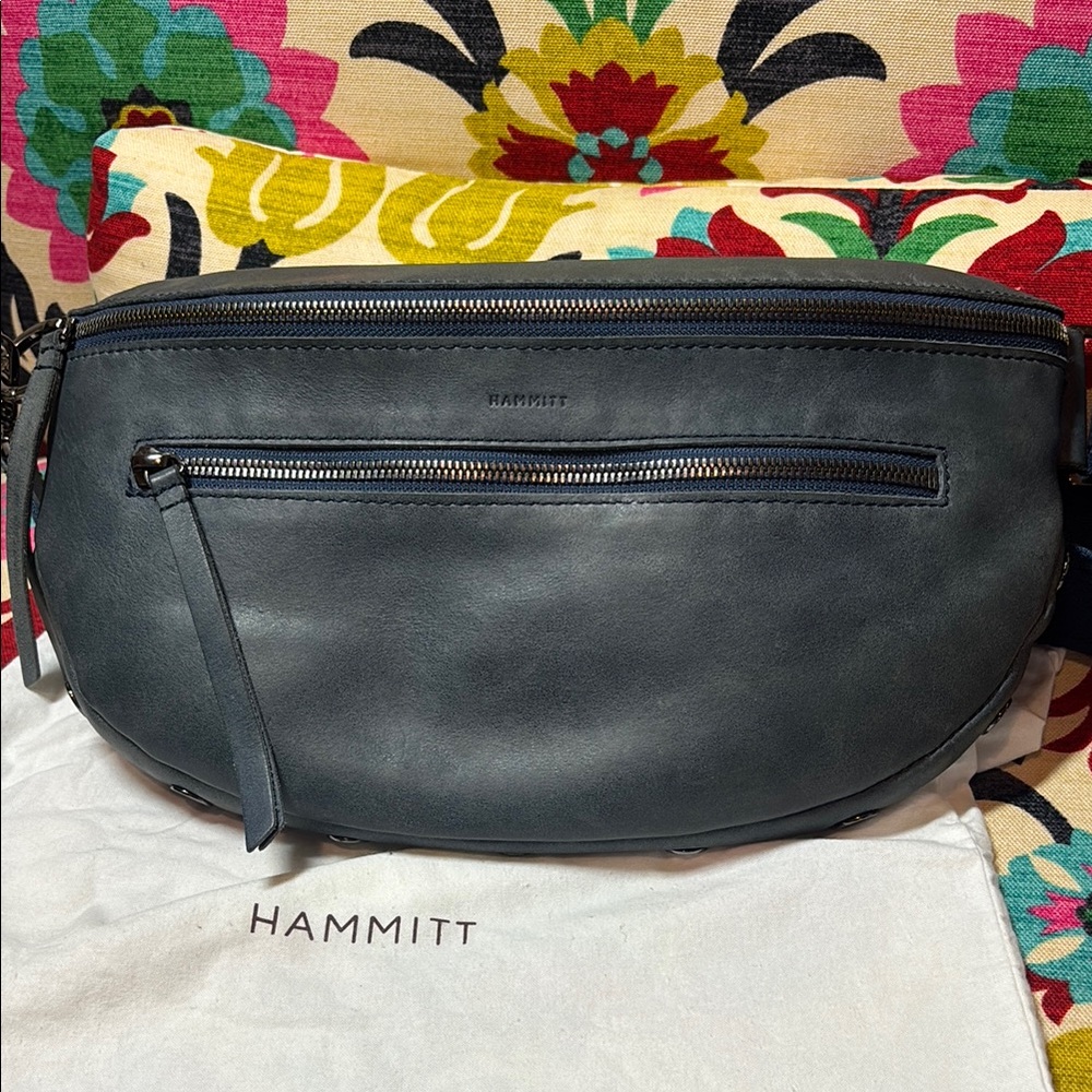 Hammitt large Charles in Vintage Navy